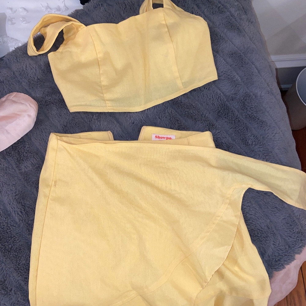 SHOWPO two piece yellow skirt/top set